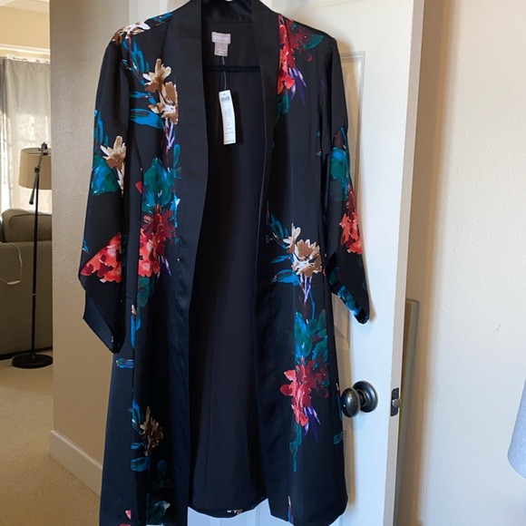 Chico’s NWT 💋Drama duster, beautiful tulip sleeves 3/4 floral duster,fully lined - Picture 4 of 9